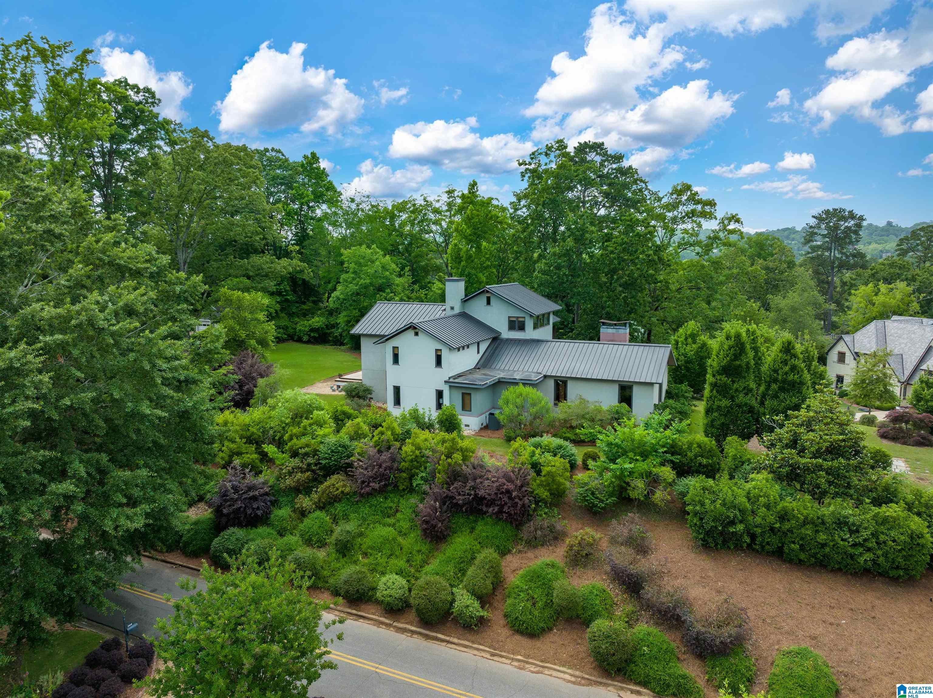 2940 Balmoral Road Birmingham, AL 35223 - Photo 1 of 48