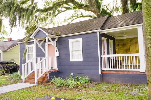 $1,650 | 2141 New York Avenue, Unit A, Savannah, GA 31404