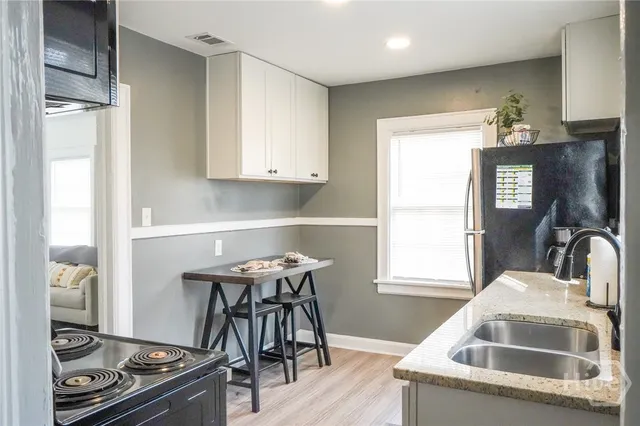 $1,650 | 2141 New York Avenue, Unit A, Savannah, GA 31404