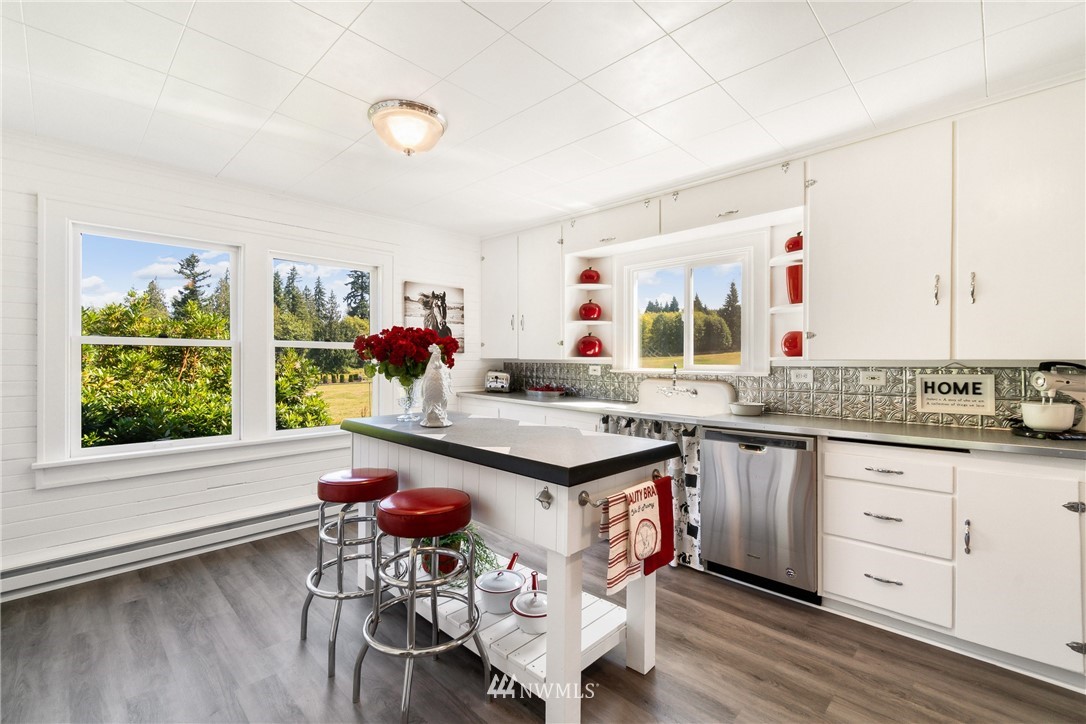 10631 Trombley Road Snohomish, WA 98290 - Photo 8 of 25