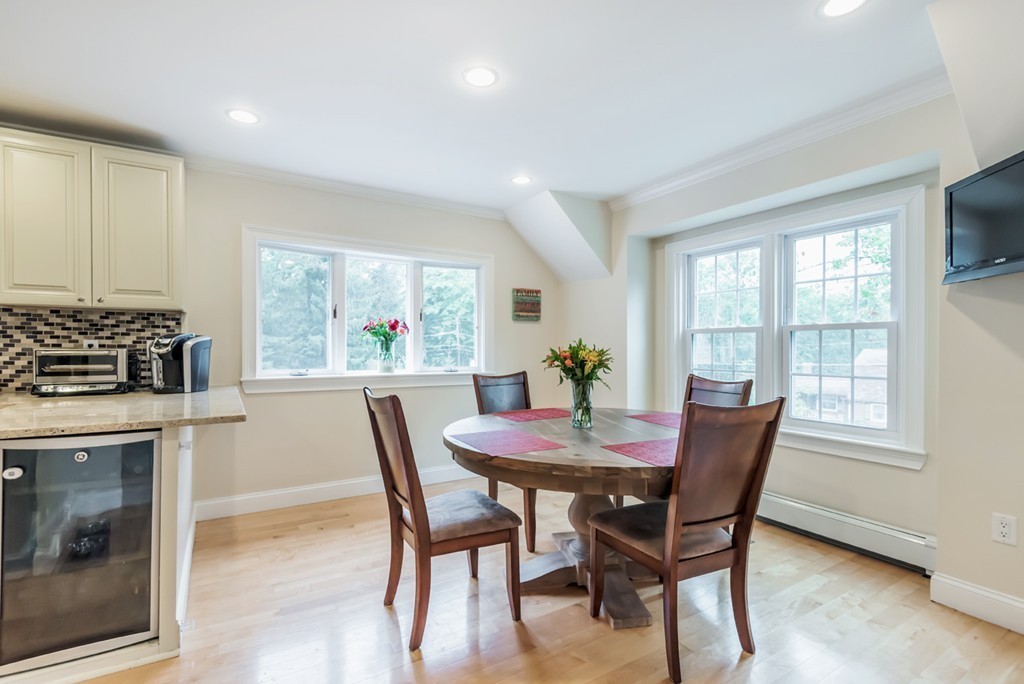 88 Hillside Road North Andover, MA 01845 - Photo 8 of 29 Gallery Image 8