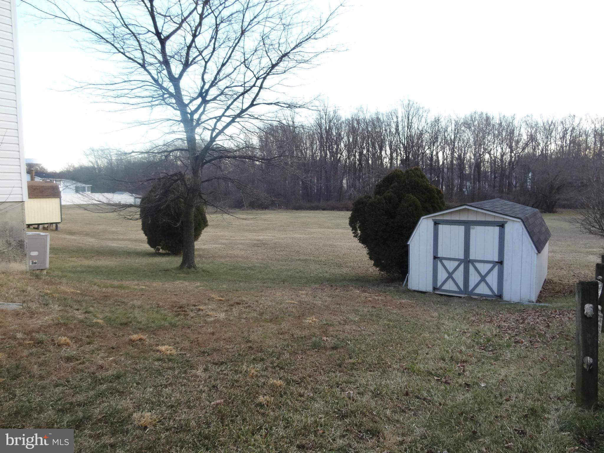 Exterior (Rear)
