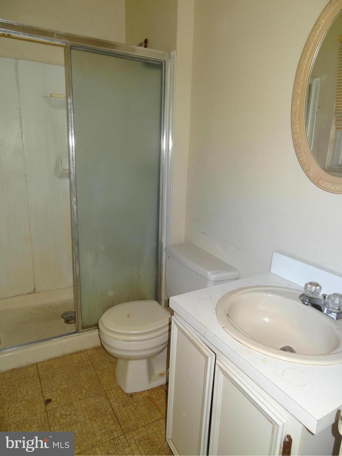 1835 Montreal Road Severn, MD 21144 - Photo 22 of 24 Bath (Master)