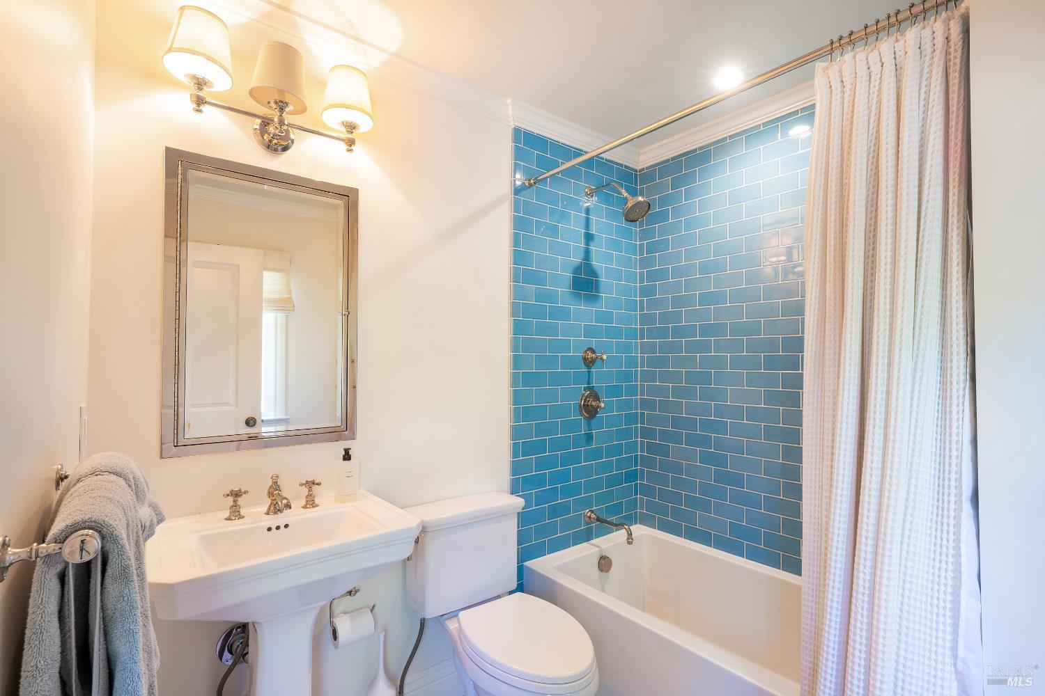 5270 Dry Creek Road Napa, CA 94558 - Photo 19 of 56 a bathroom with a sink toilet and shower