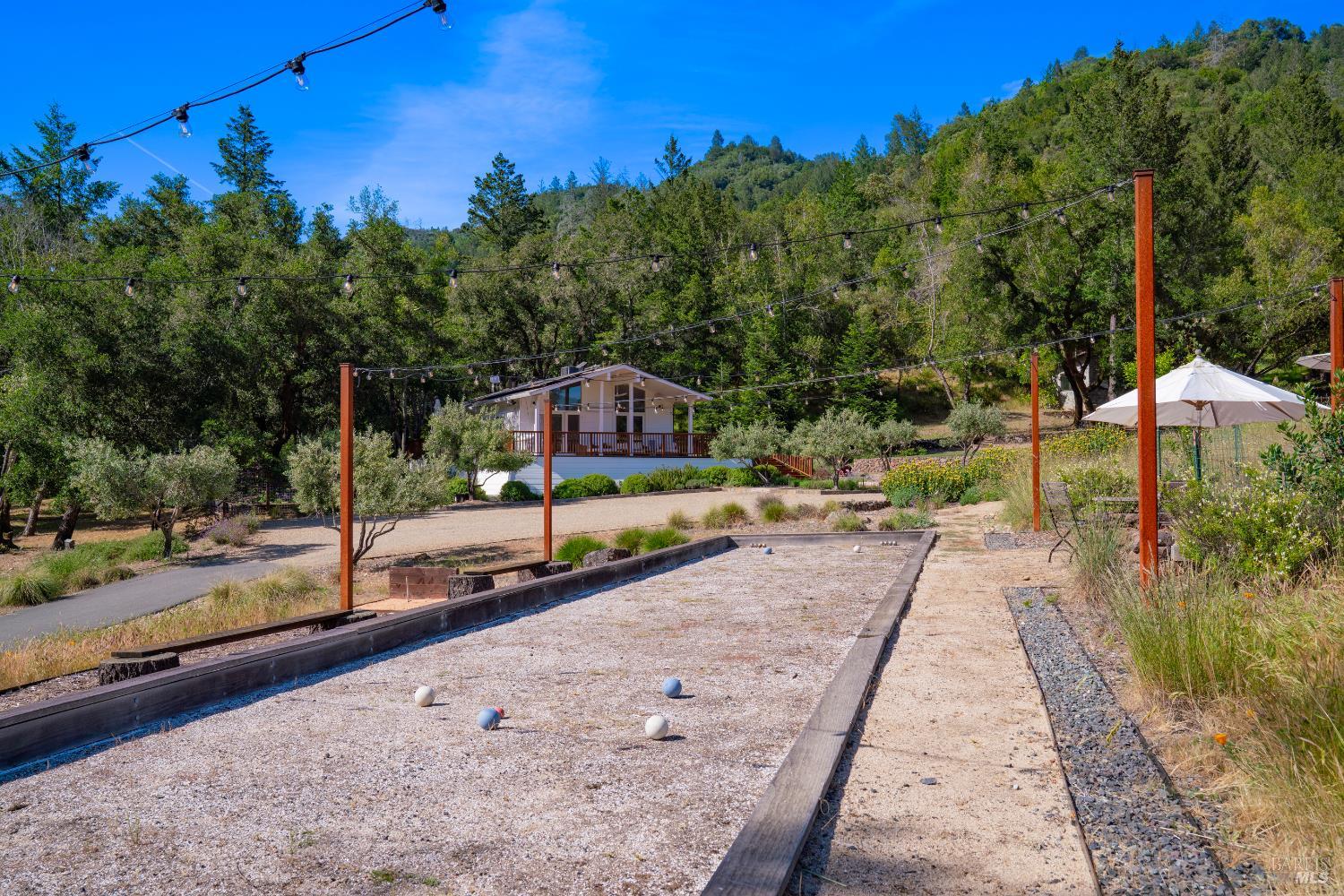 5270 Dry Creek Road Napa, CA 94558 - Photo 52 of 56 a view of a park with large trees