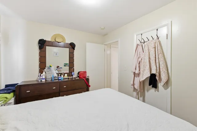 $270,000 | 2146 Michael Avenue Southwest, Wyoming, MI 49509