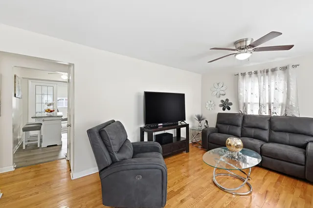 $270,000 | 2146 Michael Avenue Southwest, Wyoming, MI 49509