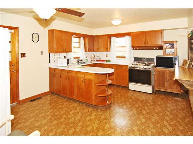 3903 Fisher Road Indianapolis, IN 46239 - Photo 8 of 24 Gallery Image 8