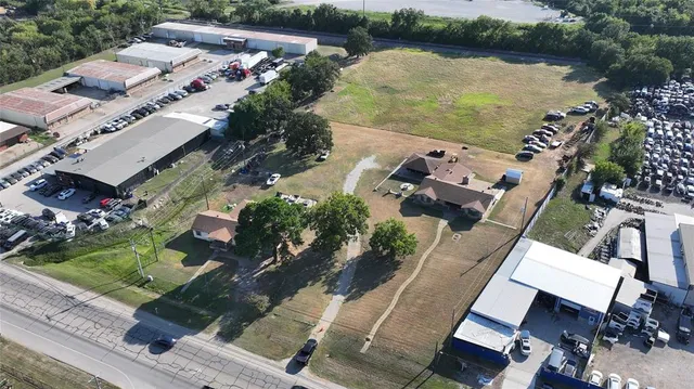 $2,300,000 | 7940 Mansfield Highway, Kennedale, TX 76060