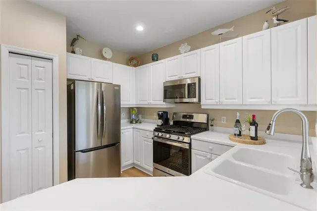 $350,000 | 918 River Basin Court, Unit 101A, Bradenton, FL 34212