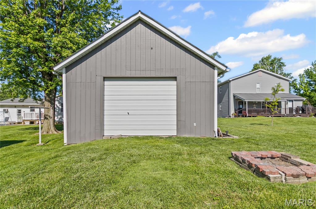 1207 Cemetery Road Jerseyville, IL 62052 - Photo 18 of 87