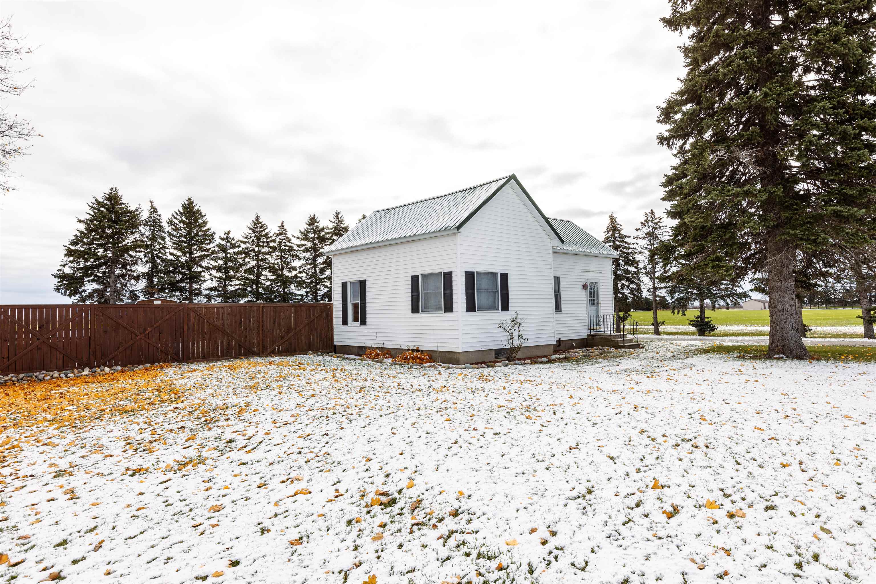 618 North Finn Road Bay City, MI 48708 - Photo 35 of 52