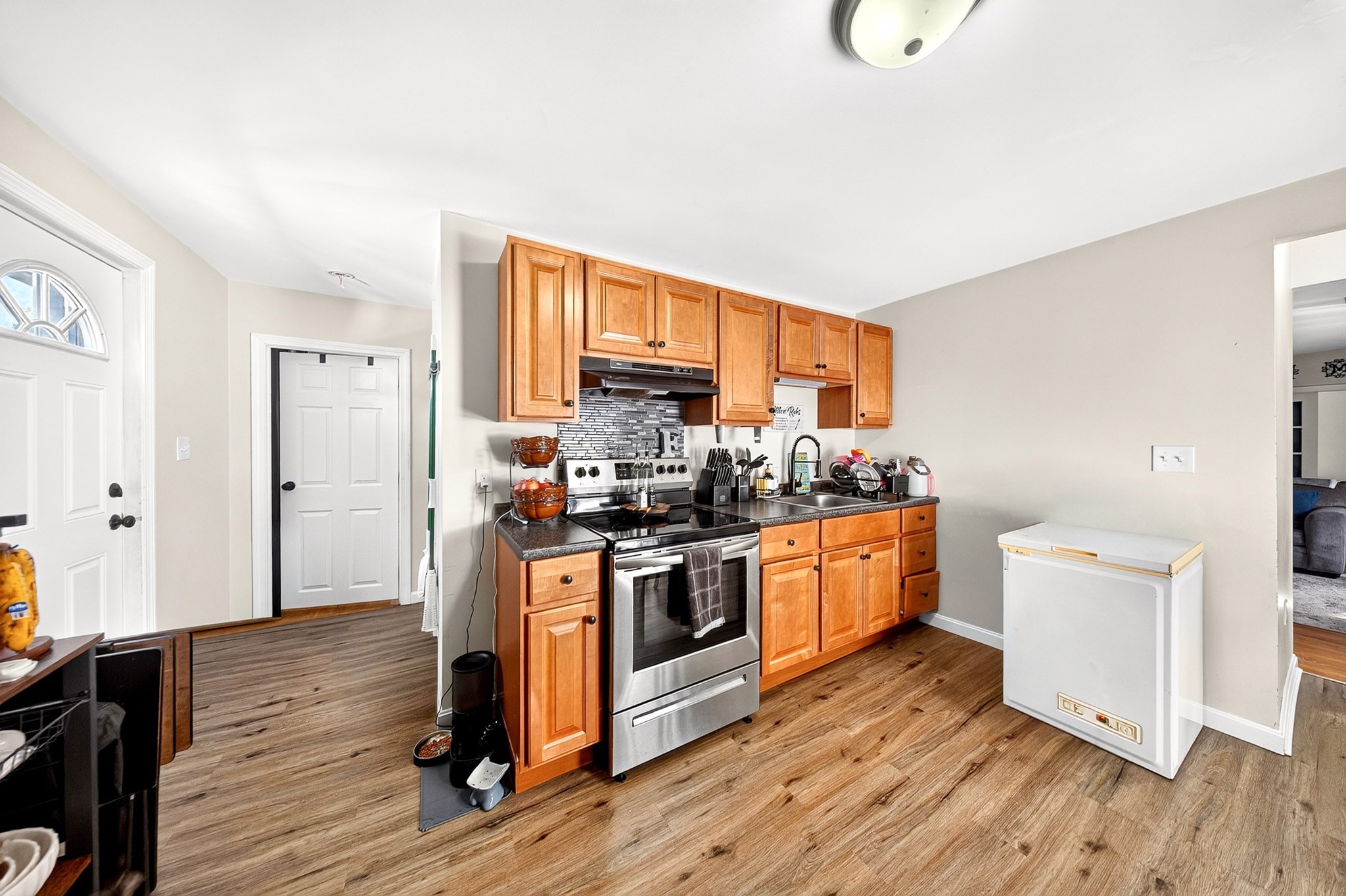 16 Murray Street Fall River, MA 02720 - Photo 23 of 31 Gallery Image 23