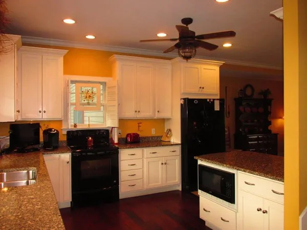 $845,000 | 11 Treat Street, Belfast, ME 04915