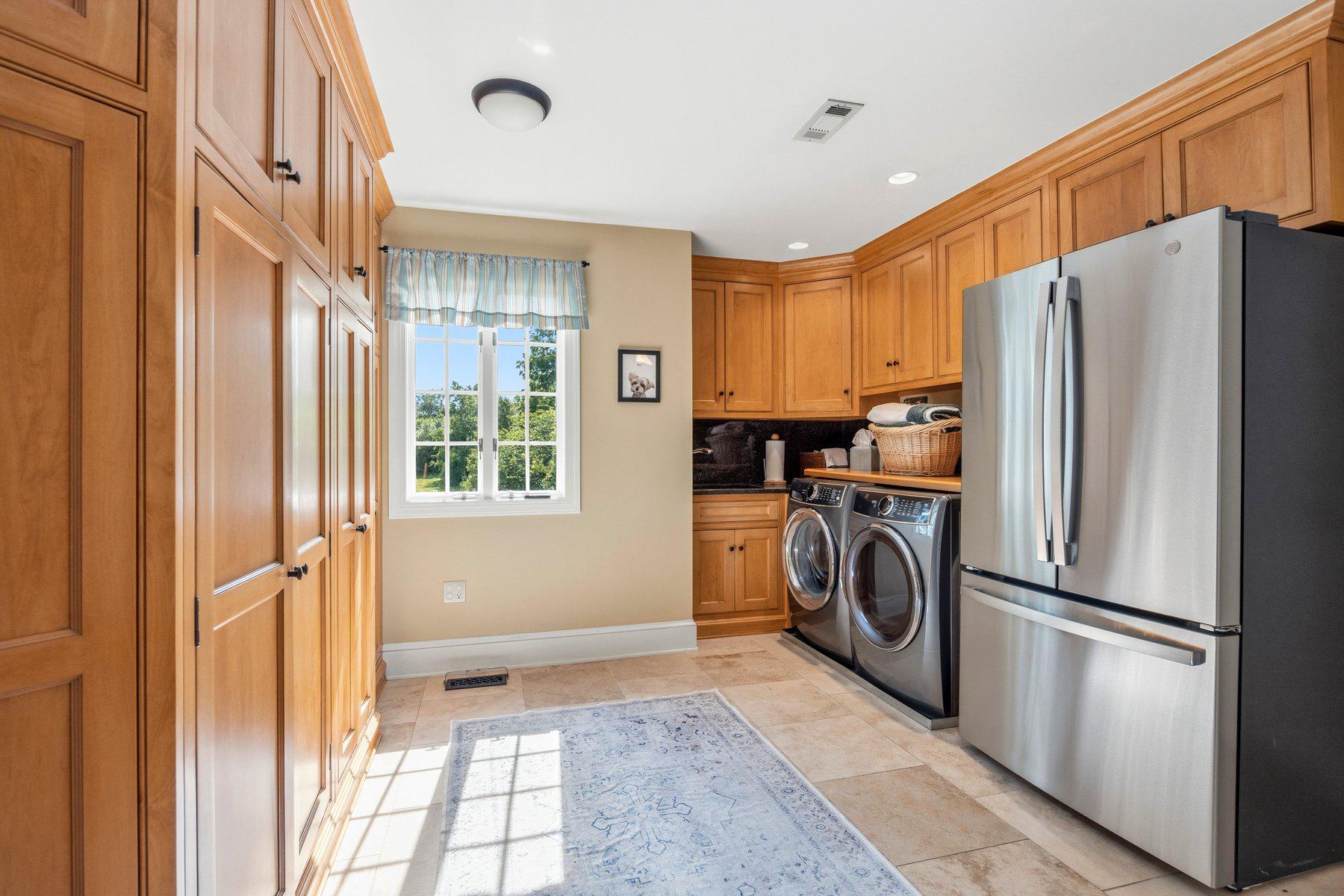 3625 Stansbury Mill Road Phoenix, MD 21131 - Photo 33 of 64 Oversized Laundry with built-in storage