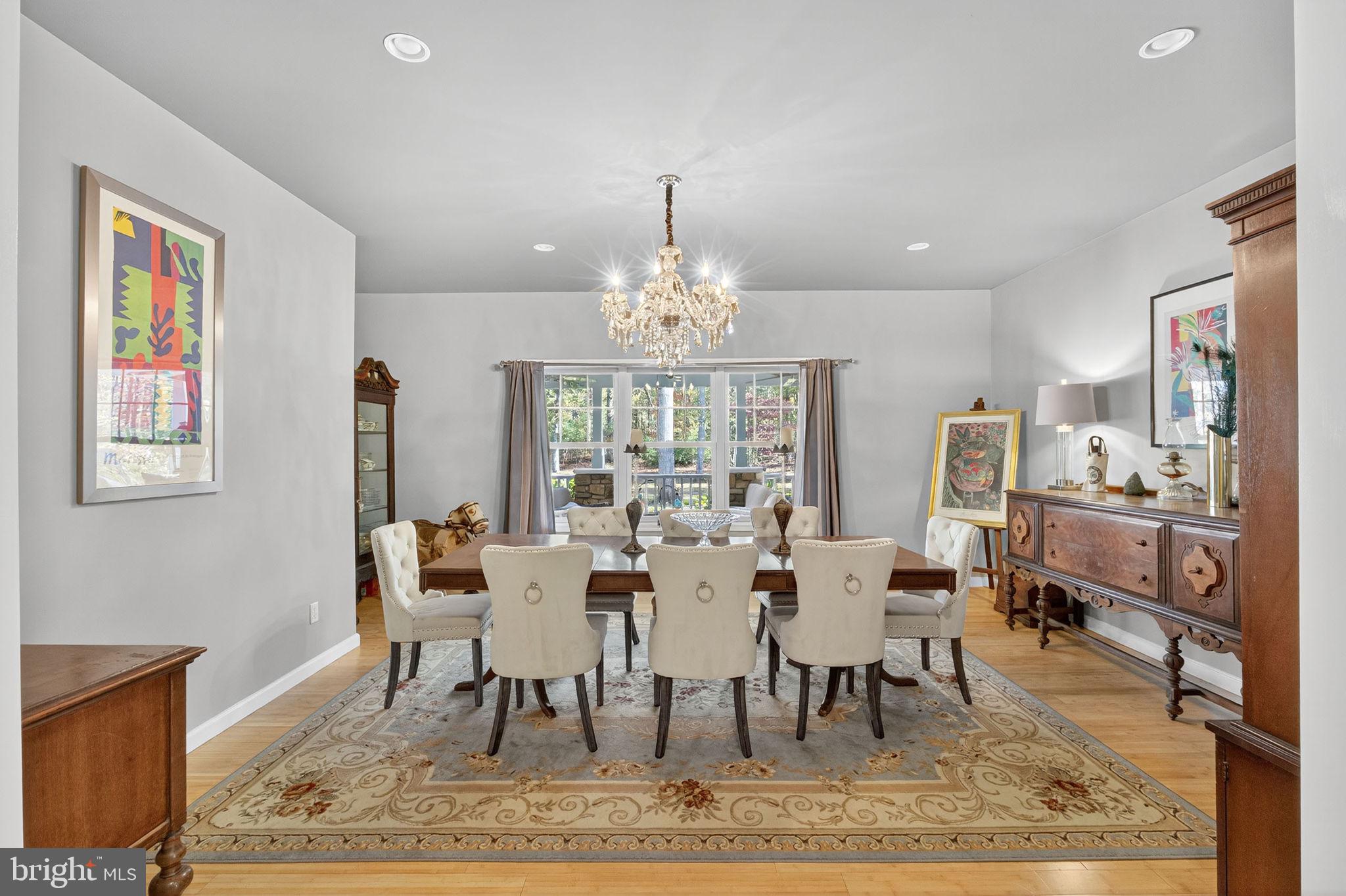 700 Battle Mountain Road Amissville, VA 20106 - Photo 23 of 67 Formal dining room w/ bay window.