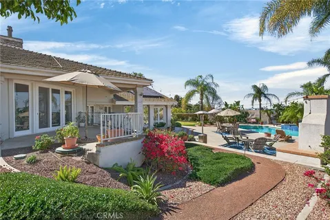 $2,190,000 | 6872 Chartwell Drive, Riverside, CA 92506