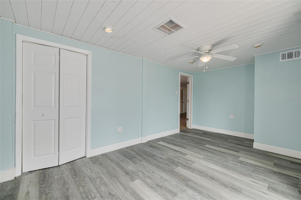 8100 Brighton Drive Port Richey, FL 34668 - Photo 12 of 68