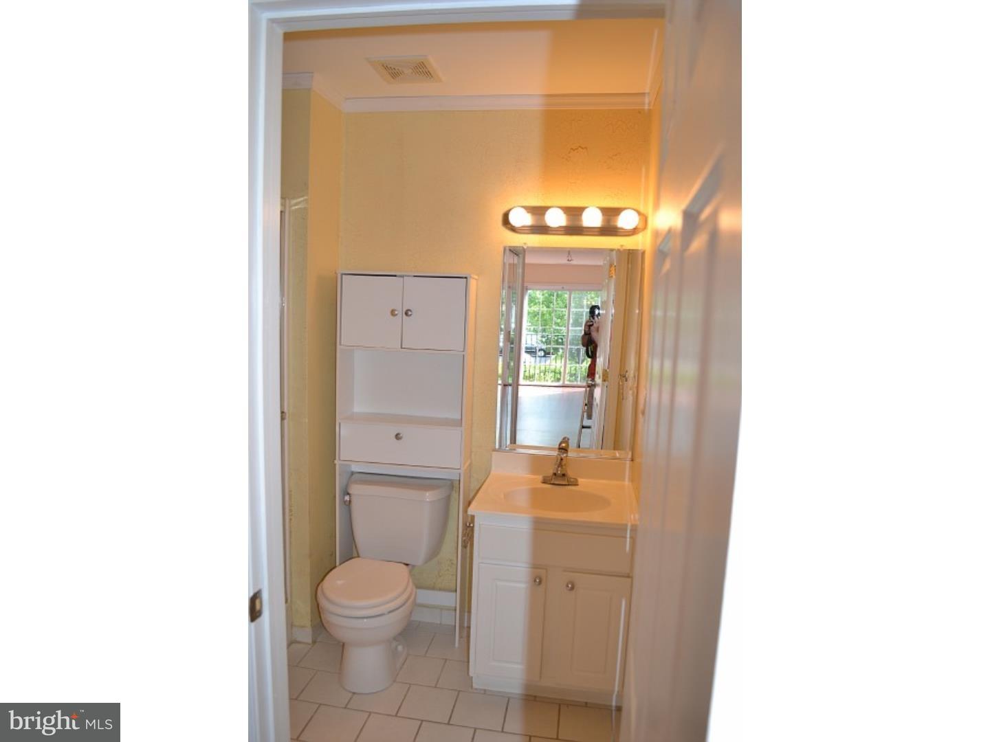 9228-38 Blue Grass Road, Unit 27 Philadelphia, PA 19114 - Photo 11 of 24