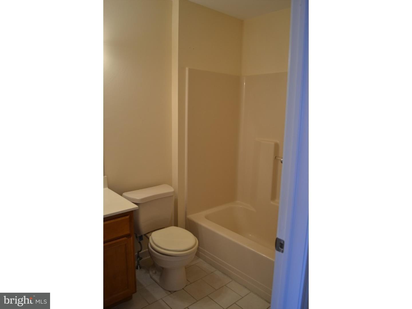 9228-38 Blue Grass Road, Unit 27 Philadelphia, PA 19114 - Photo 15 of 24