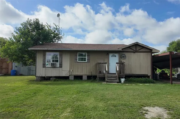 $270,000 | 6709 Sue Ann Lane, Terrell, TX 75161