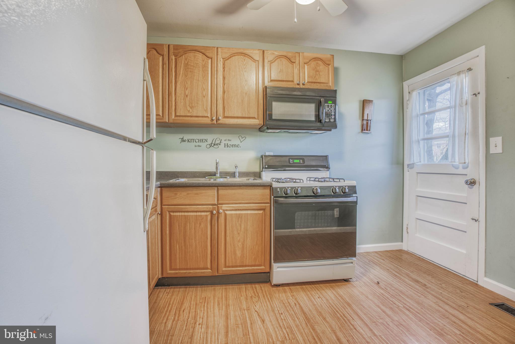 751 Lannerton Road Baltimore, MD 21220 - Photo 13 of 45