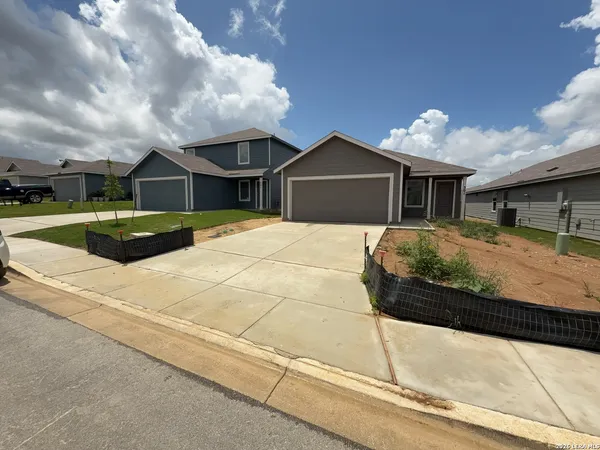 $1,650 | 301 Tahoe Avenue, New Braunfels, TX 78130