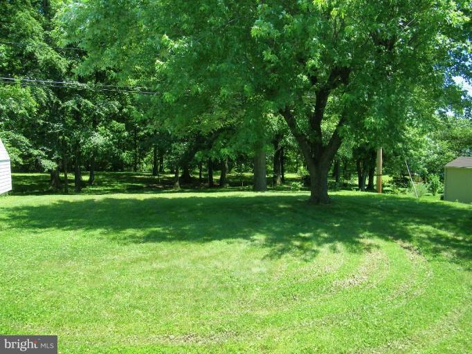 8407 Rocky Mt Road Rosedale, MD 21237 - Photo 12 of 14 LARGE PARK SETTING!