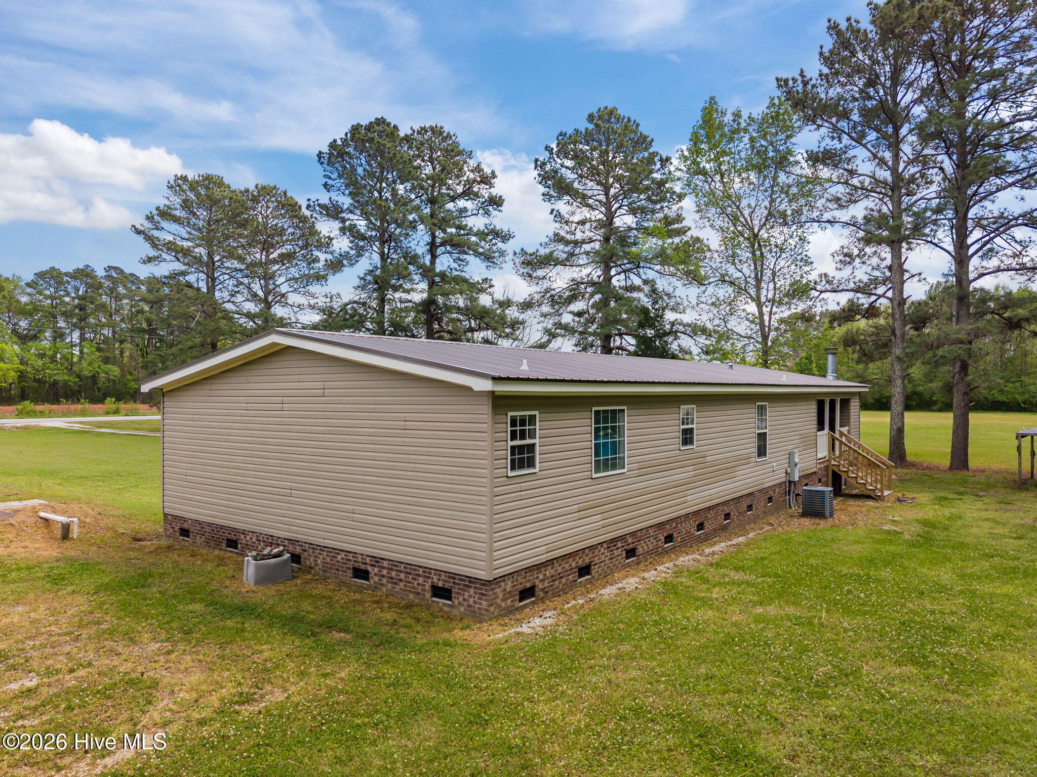 7033 Gum Branch Road Richlands, NC 28574 - Photo 43 of 53 36-web-or-mls-7033 Gum Branch Rd. 94