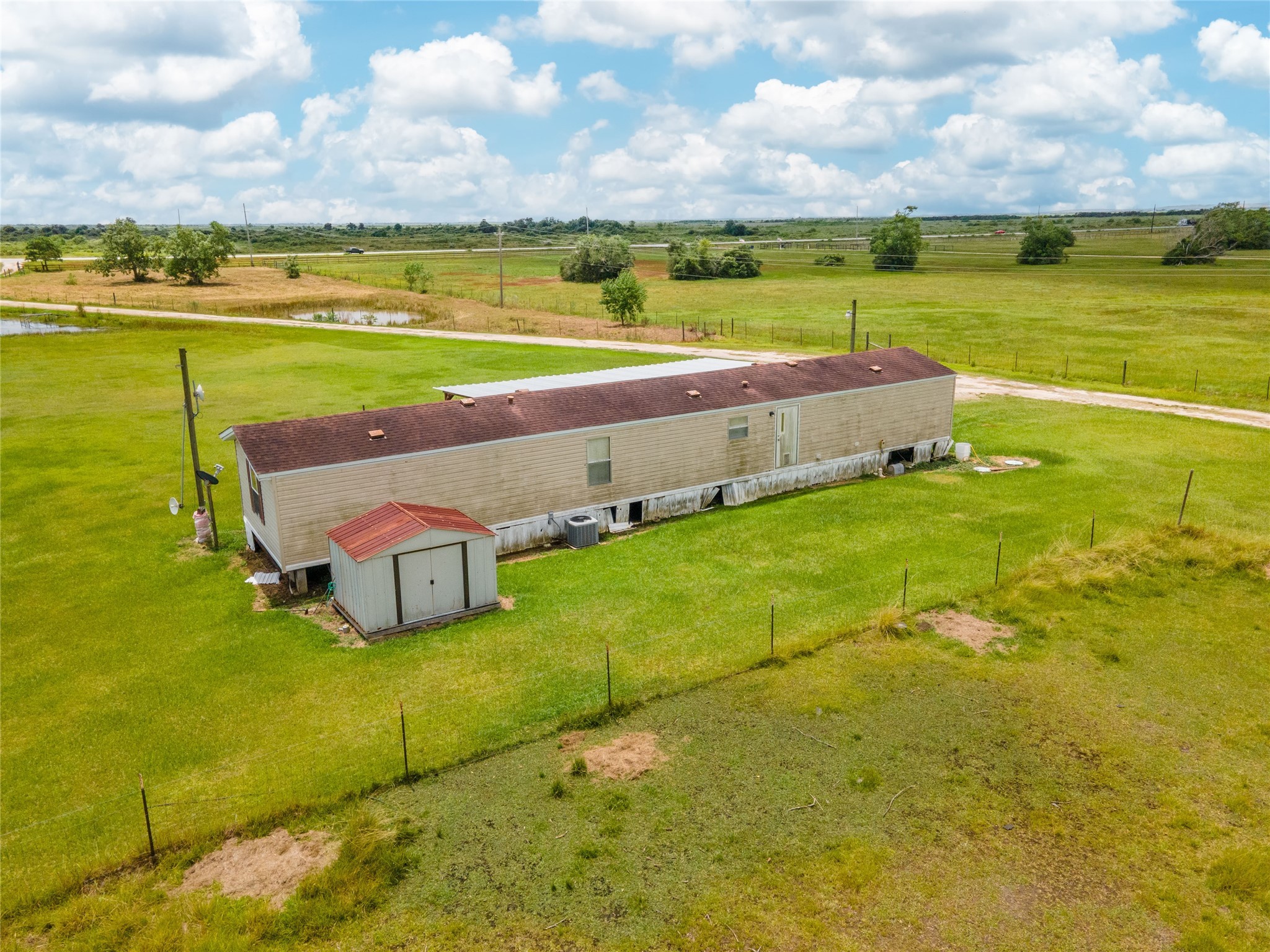 24910 Farm To Market 2004 Angleton, TX 77515 - Photo 43 of 50 a view of an ocean from a building