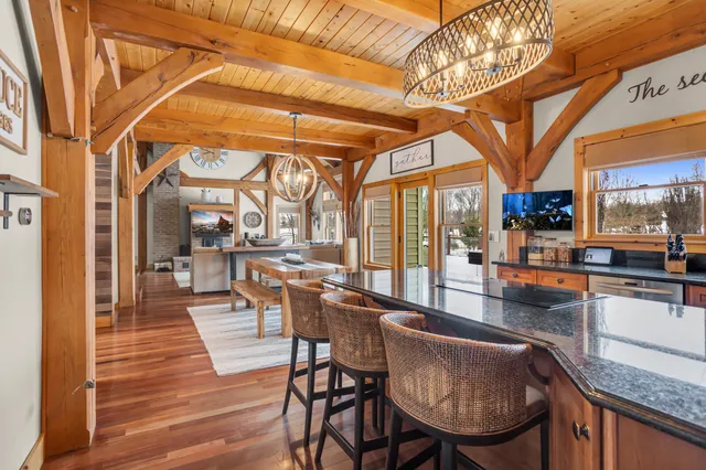 $999,000 | 12500 Round Lake Road, Horton, MI 49246