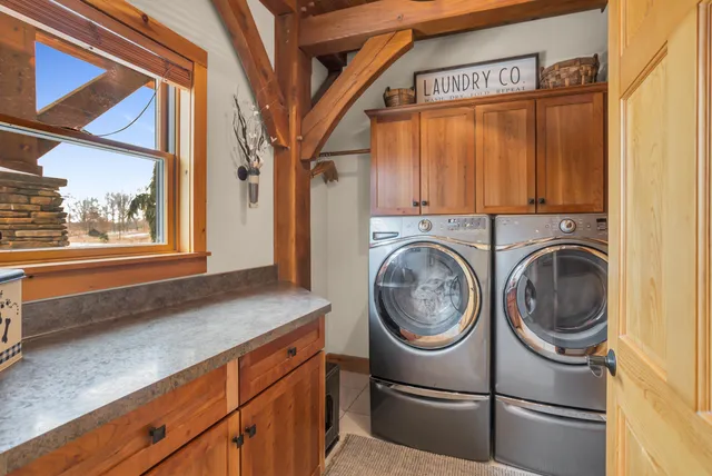 $999,000 | 12500 Round Lake Road, Horton, MI 49246