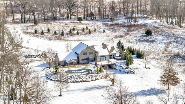 $999,000 | 12500 Round Lake Road, Horton, MI 49246