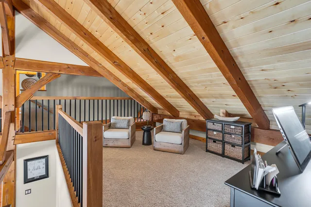 $999,000 | 12500 Round Lake Road, Horton, MI 49246