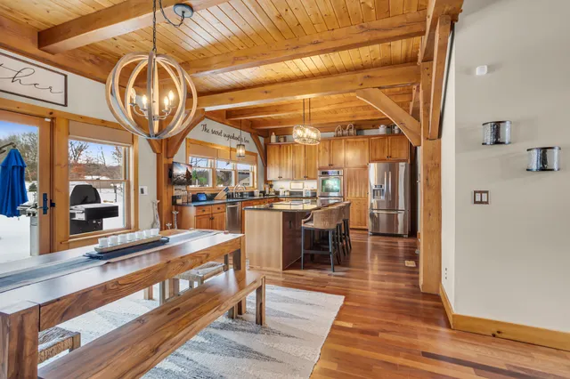 $999,000 | 12500 Round Lake Road, Horton, MI 49246