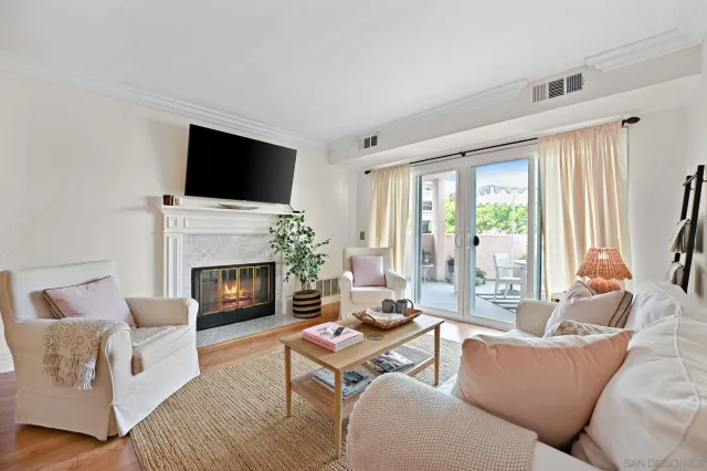 $649,000 | 7047 Camino Degrazia, Unit 188, San Diego, CA 92111