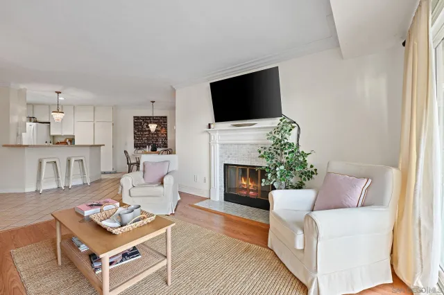 $649,000 | 7047 Camino Degrazia, Unit 188, San Diego, CA 92111