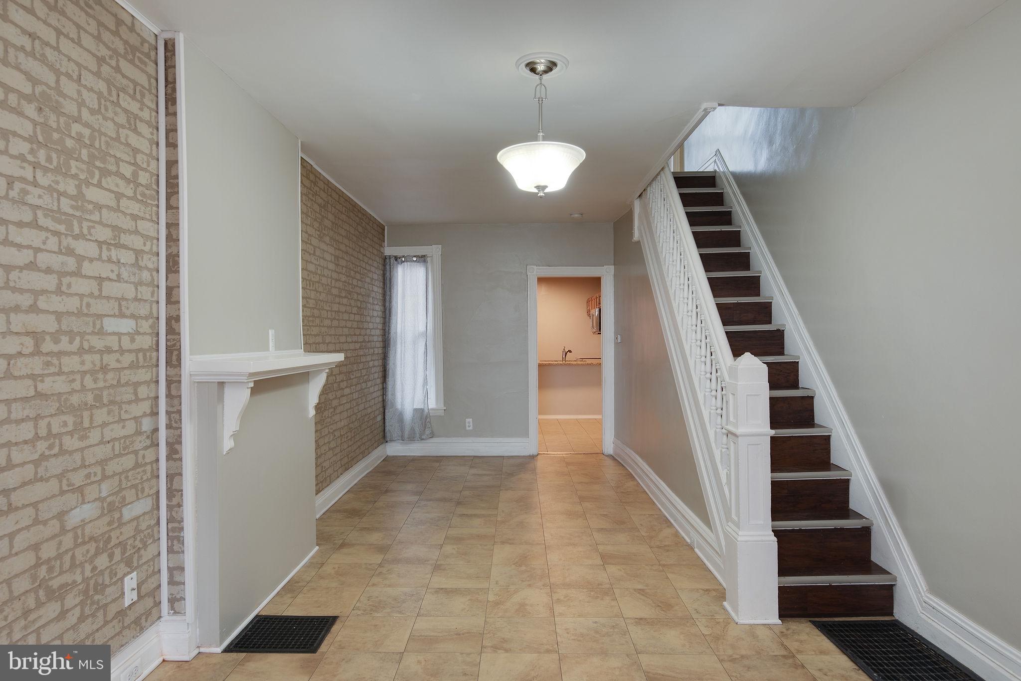 1353 Locust Street Reading, PA 19604 - Photo 5 of 32 Gallery Image 5