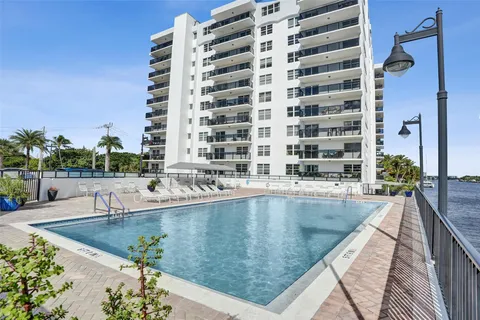 $265,000 | 5100 Dupont Boulevard, Unit 3G, Fort Lauderdale, FL 33308
