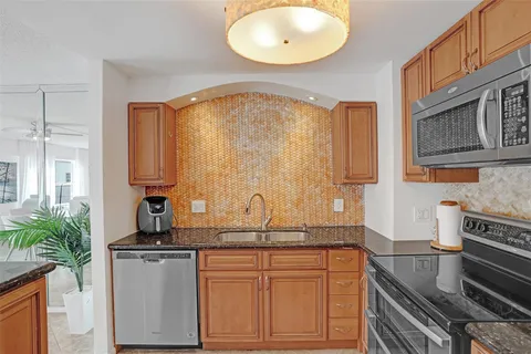 $265,000 | 5100 Dupont Boulevard, Unit 3G, Fort Lauderdale, FL 33308