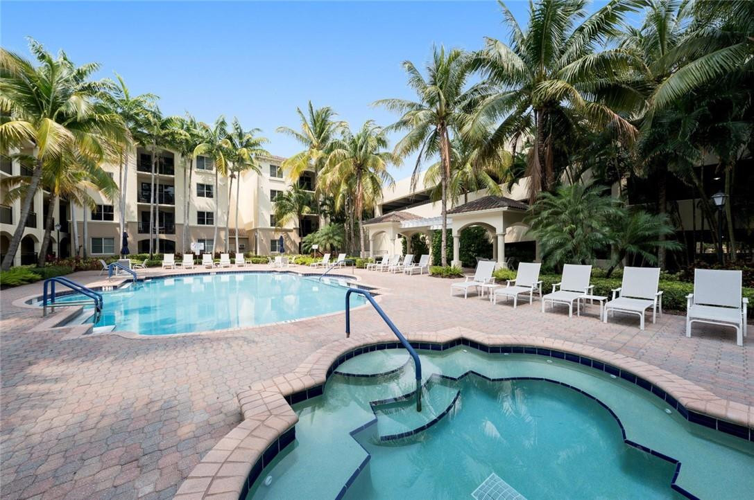 1 Renaissance Way, Unit 401 Boynton Beach, FL 33426 - Photo 2 of 26 Photo 2
