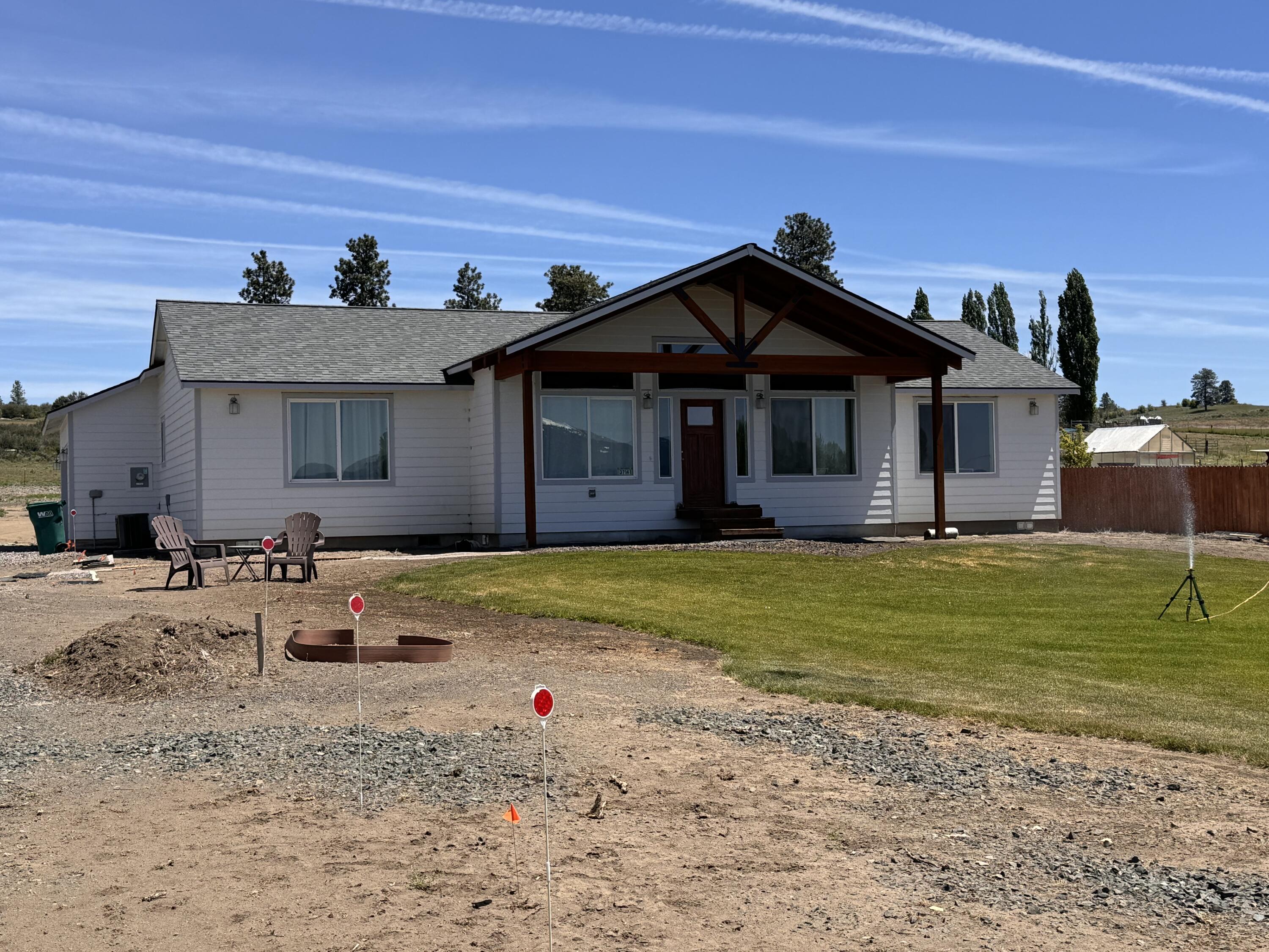 37141 Agency Lake Loop Road Chiloquin, OR 97624 - Photo 1 of 47 Front of home