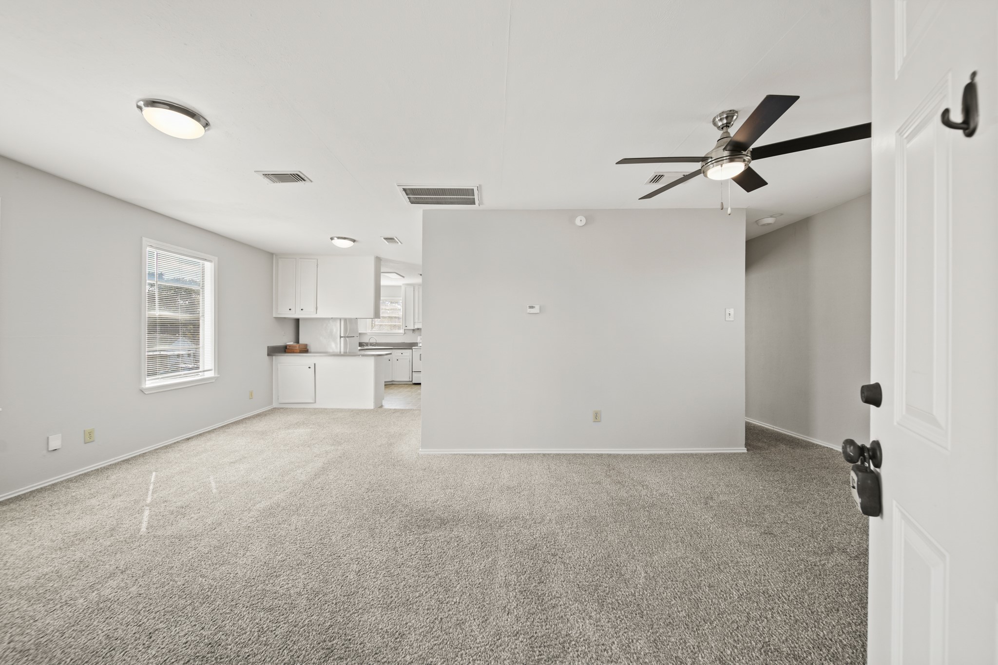 7357 Brace Street Houston, TX 77061 - Photo 11 of 12