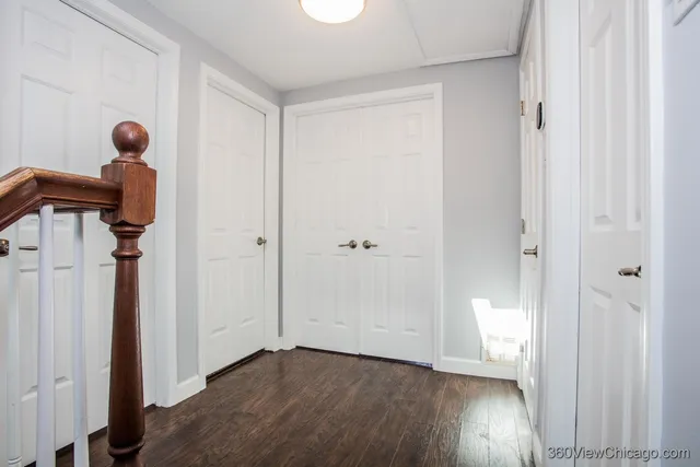 $3,300 | 14 Westwood Drive, Indian Head Park, IL 60525