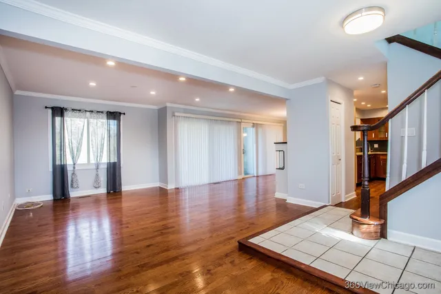 $3,300 | 14 Westwood Drive, Indian Head Park, IL 60525