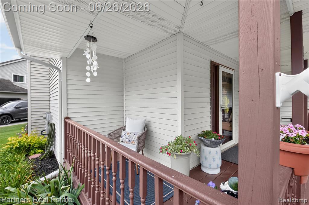 627 West Caledonia Street Howell, MI 48843 - Photo 4 of 66