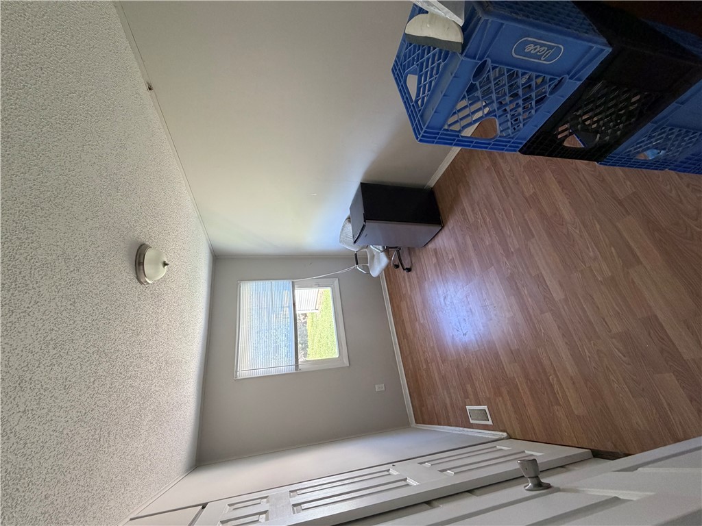 187 Pat Lane Fairborn, OH 45324 - Photo 8 of 13