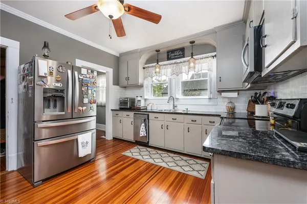 $399,900 | 271 North Main Street, Denton, NC 27239