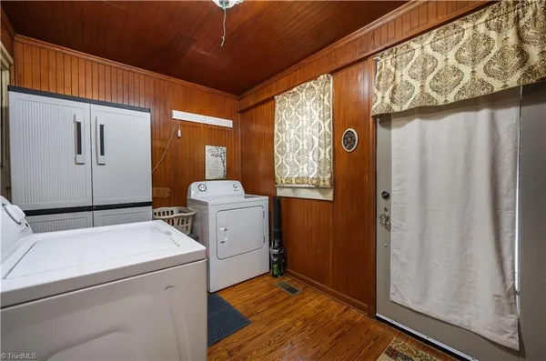 $399,900 | 271 North Main Street, Denton, NC 27239