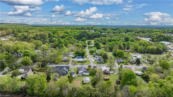 $399,900 | 271 North Main Street, Denton, NC 27239